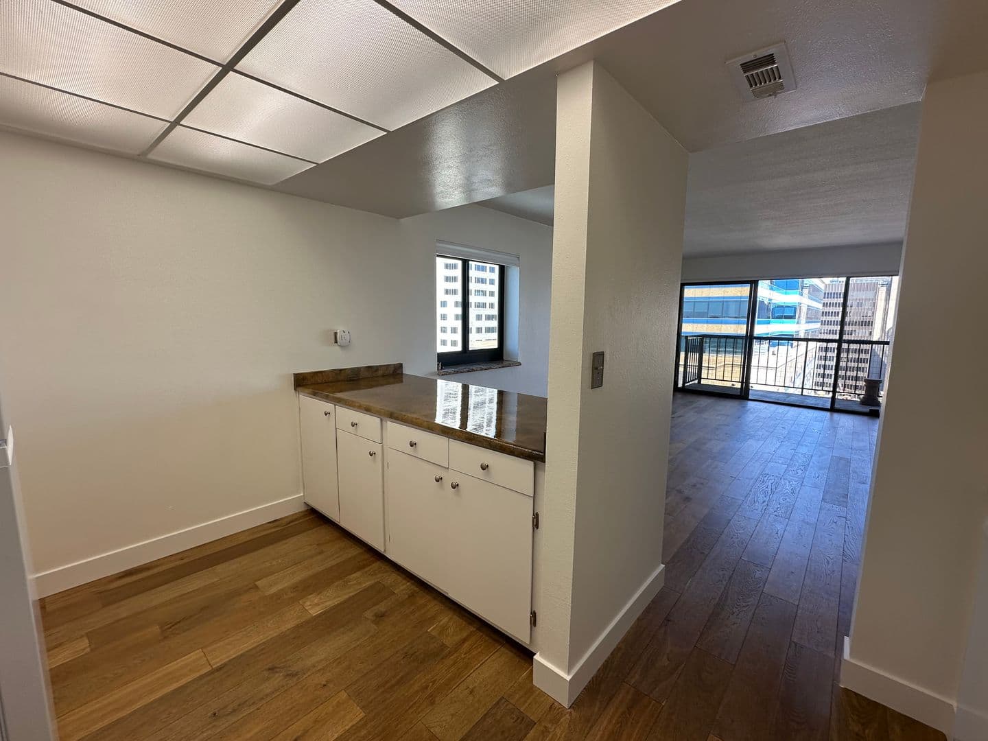 Sacramento Apartment: 500 N St #1607