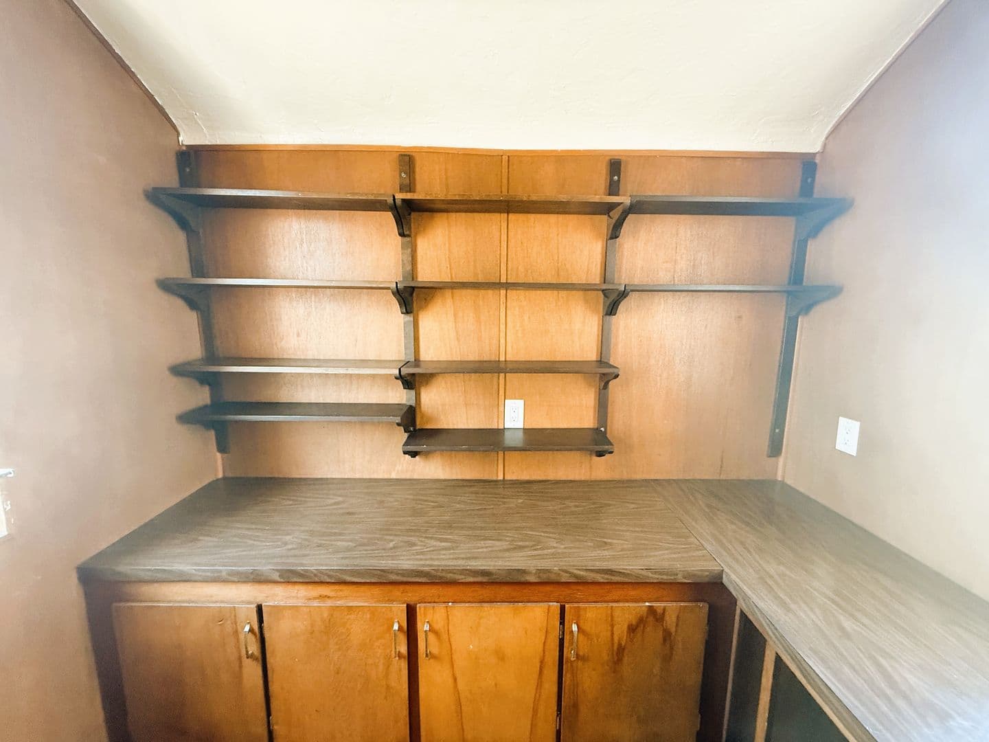 Oakland Apartment: 756 58th Street