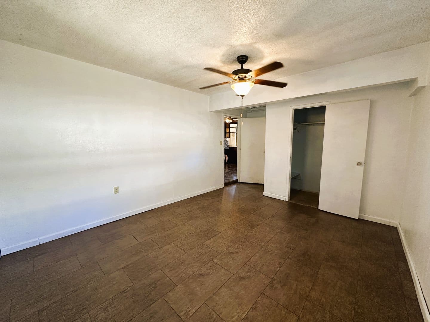 Sacramento House: 3221 44th St