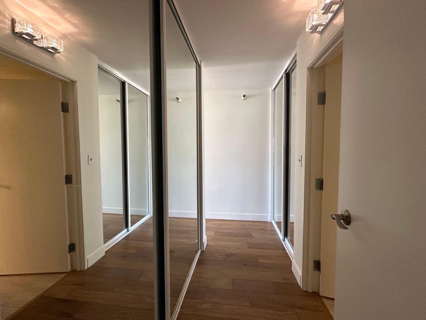 Sacramento Apartment: 500 N St #1607