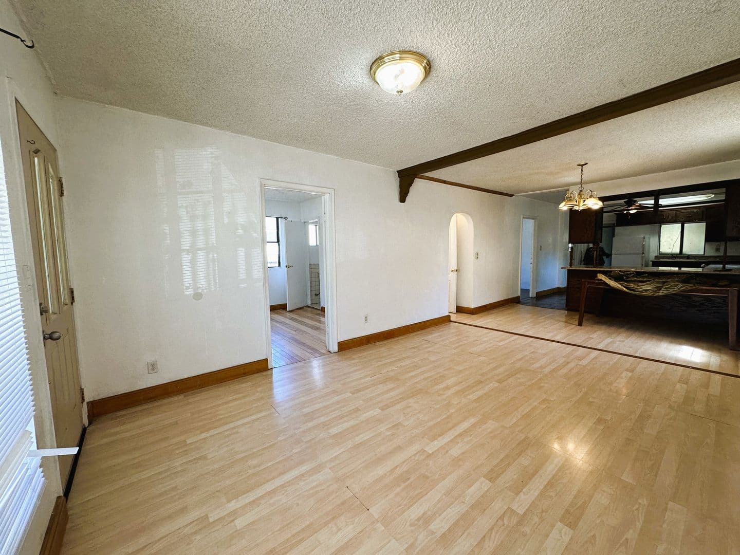 Sacramento House: 3221 44th St