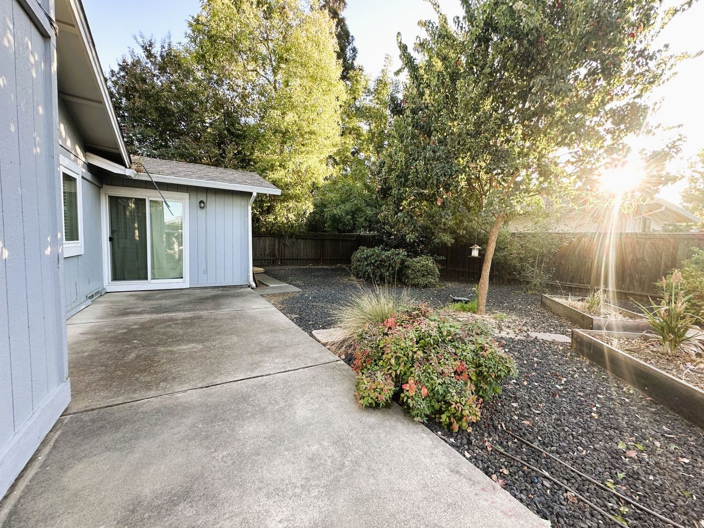 Sacramento House: 3429 Montclaire St