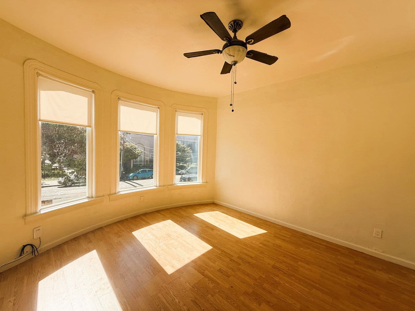 Oakland Apartment: 756 58th Street