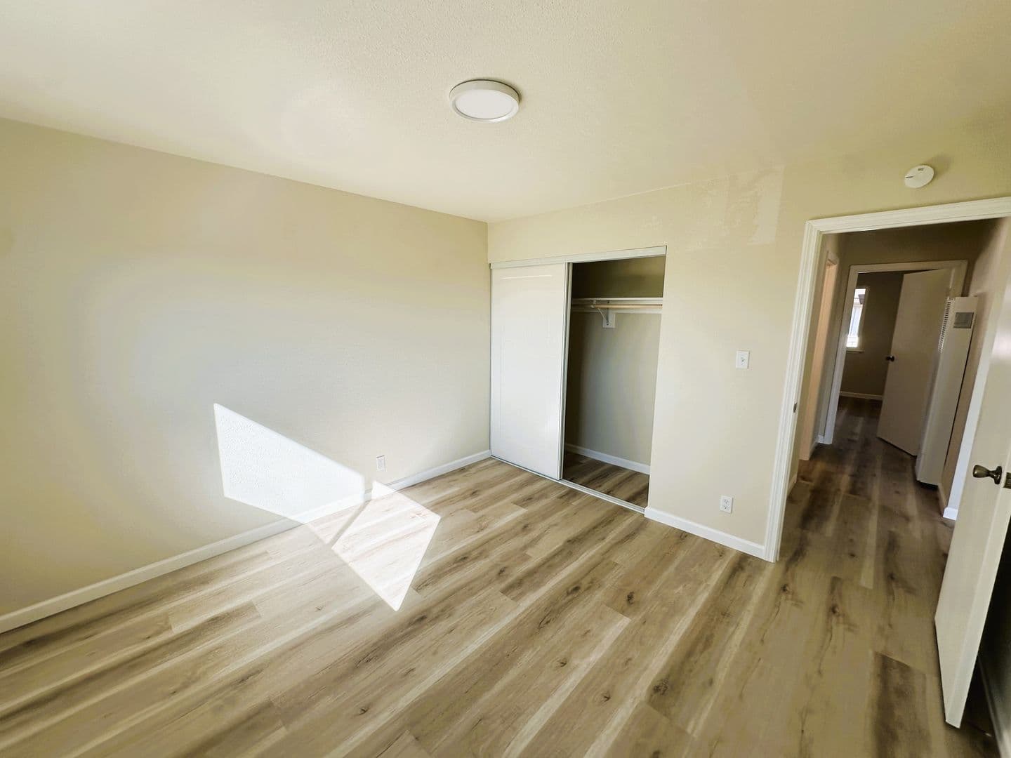 Vallejo Apartment: 510 Fairgrounds Drive