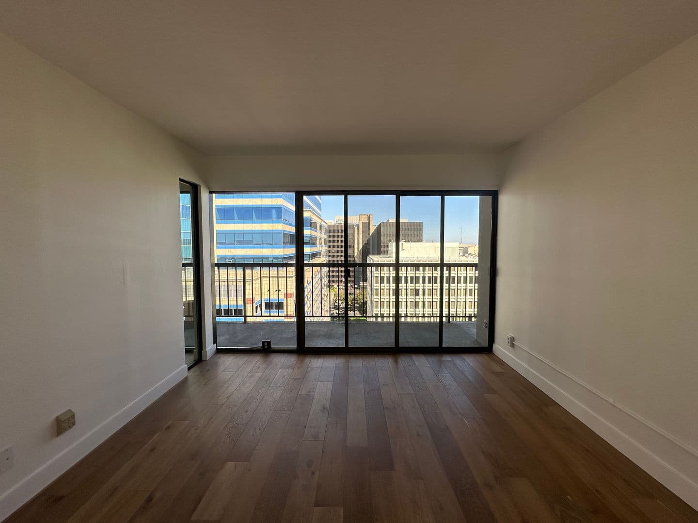 Sacramento Apartment: 500 N St #1607