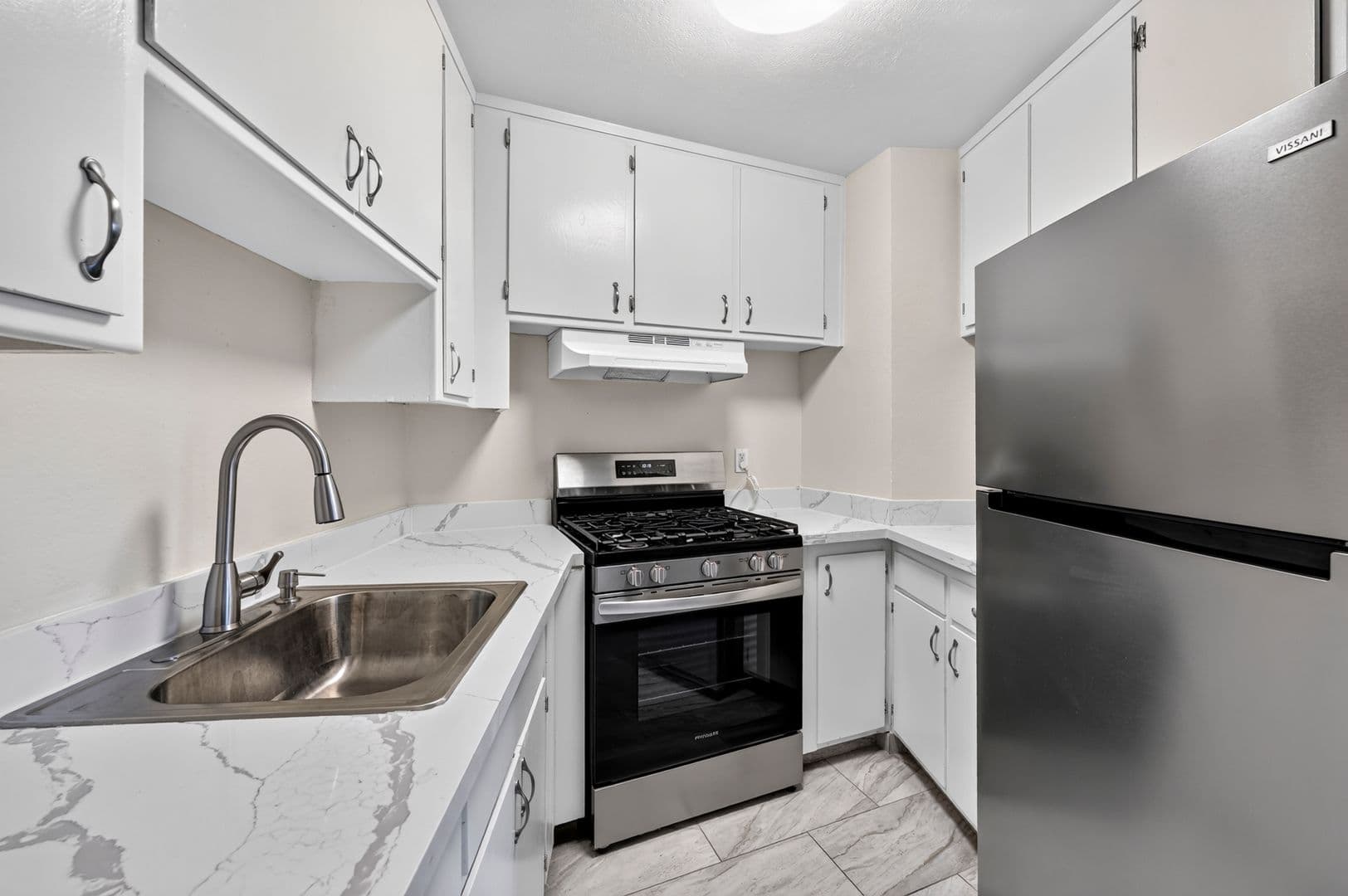 Rancho Cordova Apartment: 2643-2651 Furmint Way