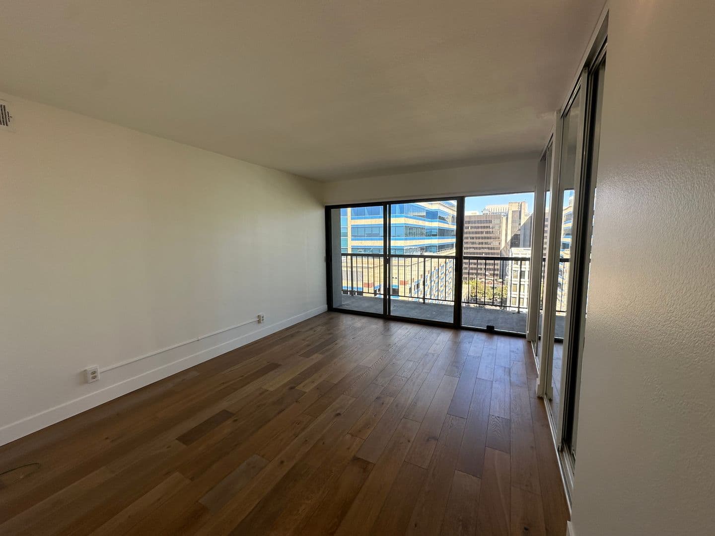 Sacramento Apartment: 500 N St #1607