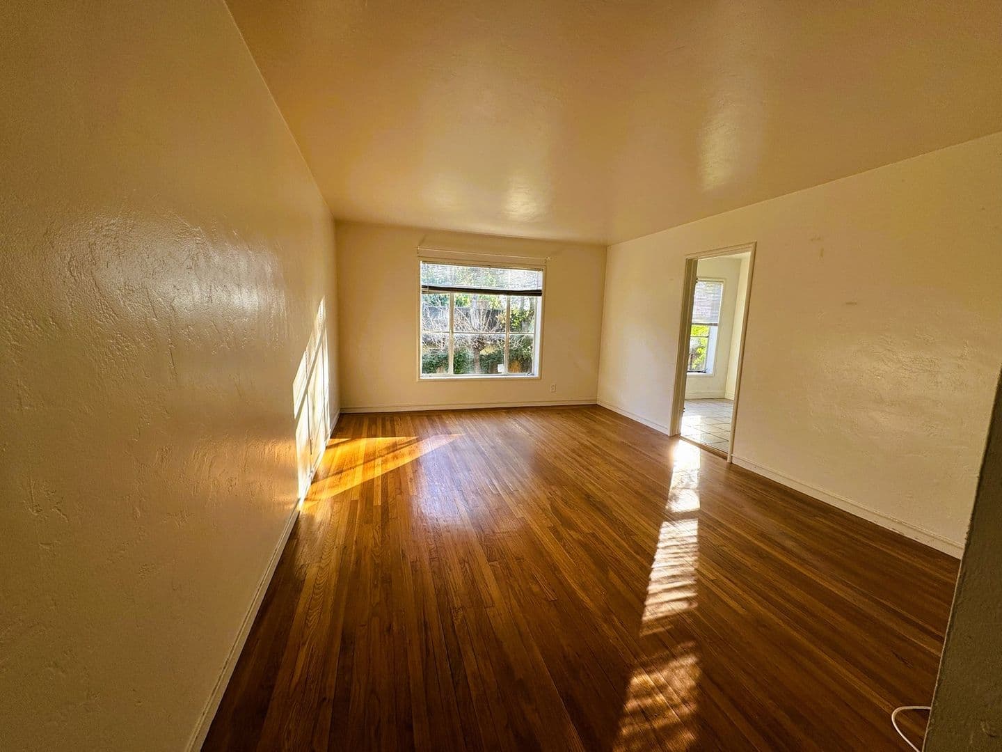 Oakland Apartment: 3105 High St