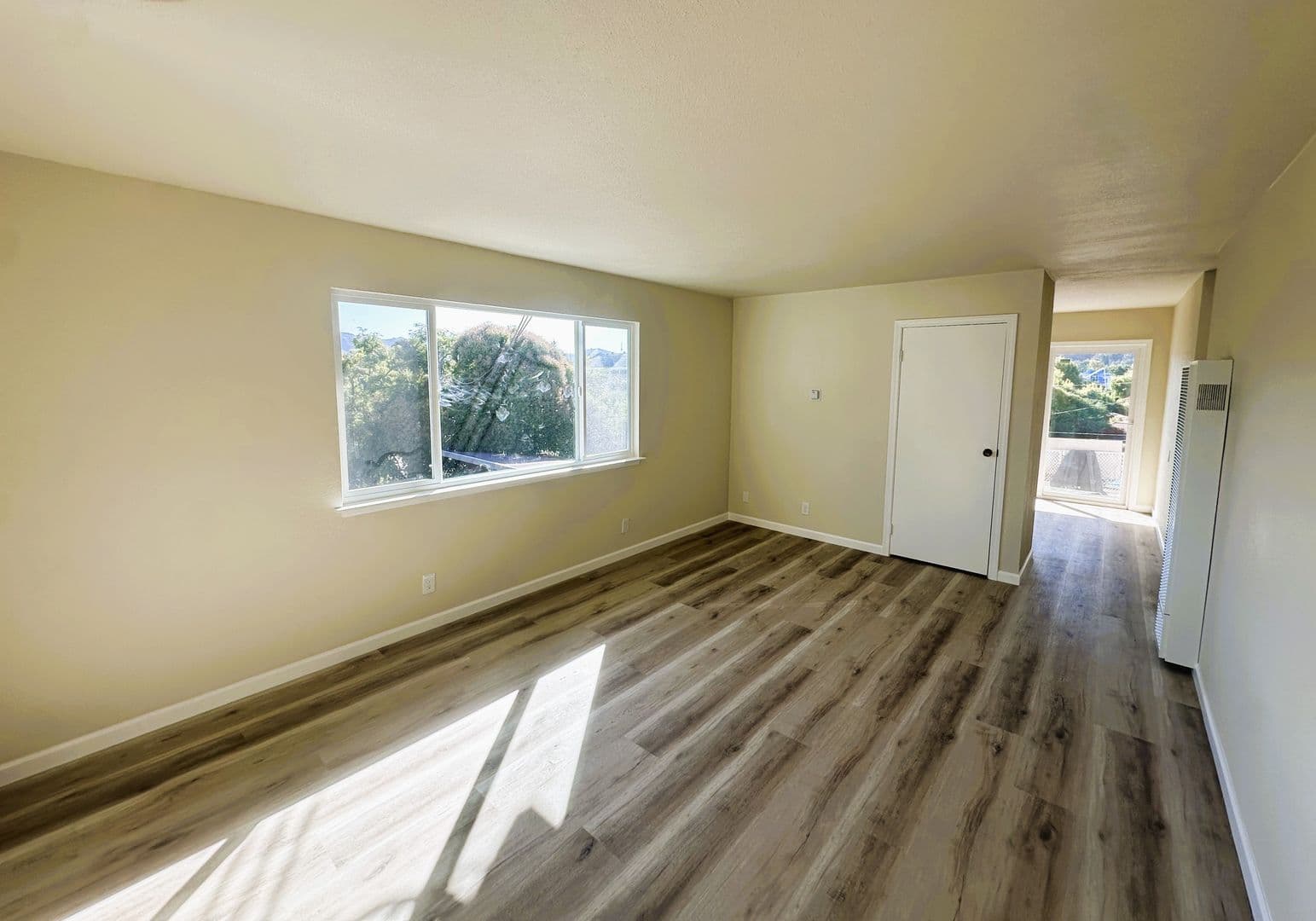 Vallejo Apartment: 510 Fairgrounds Drive