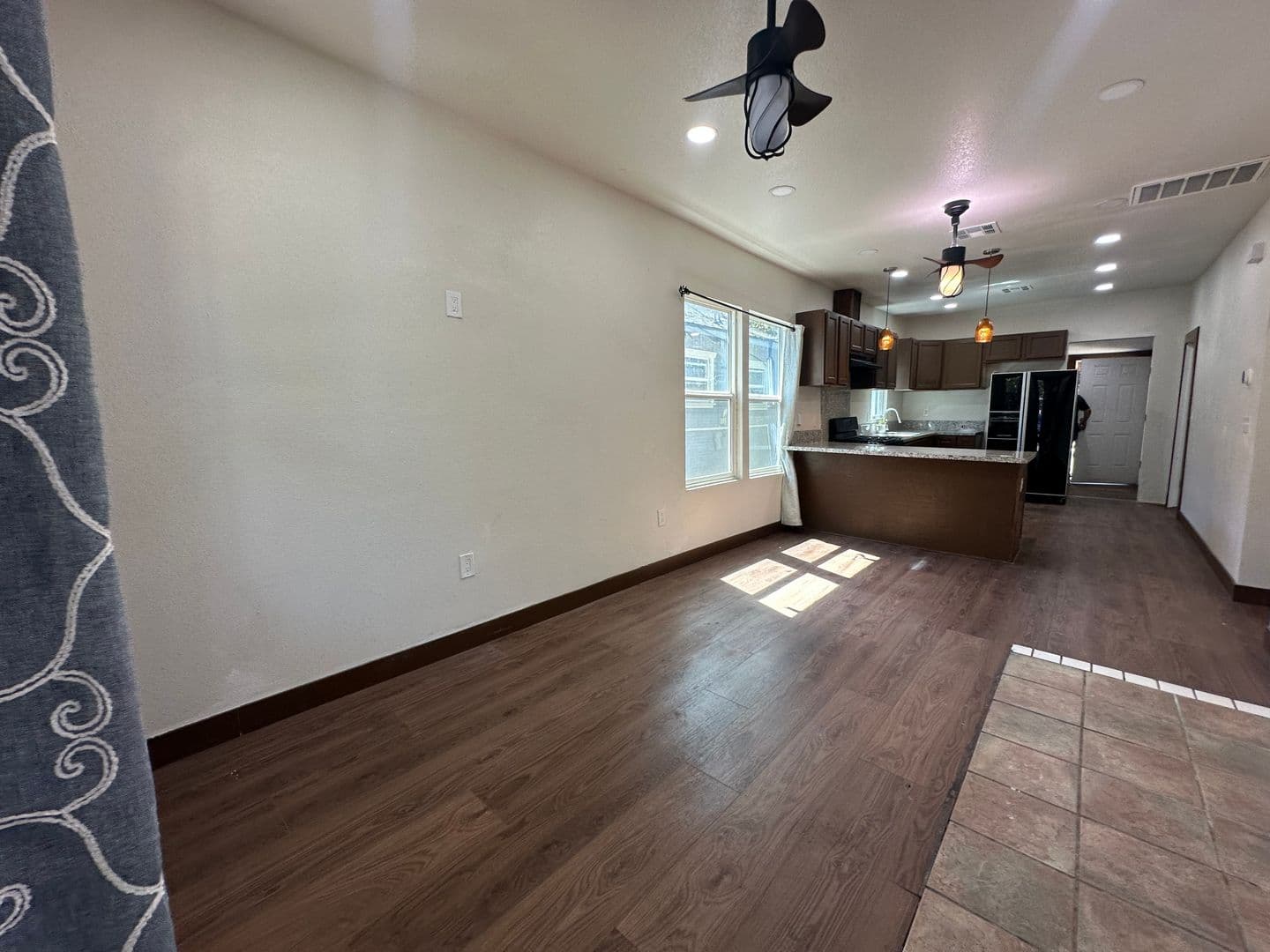 Sacramento House: 3336 44th St