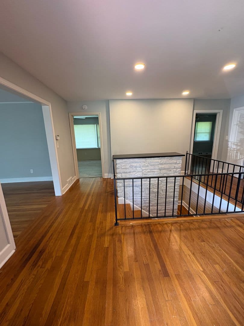 WINSTON SALEM House: 3224 ROBINHOOD ROAD