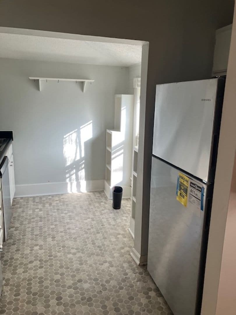 Winston Salem Apartment: 236 West End Blvd.