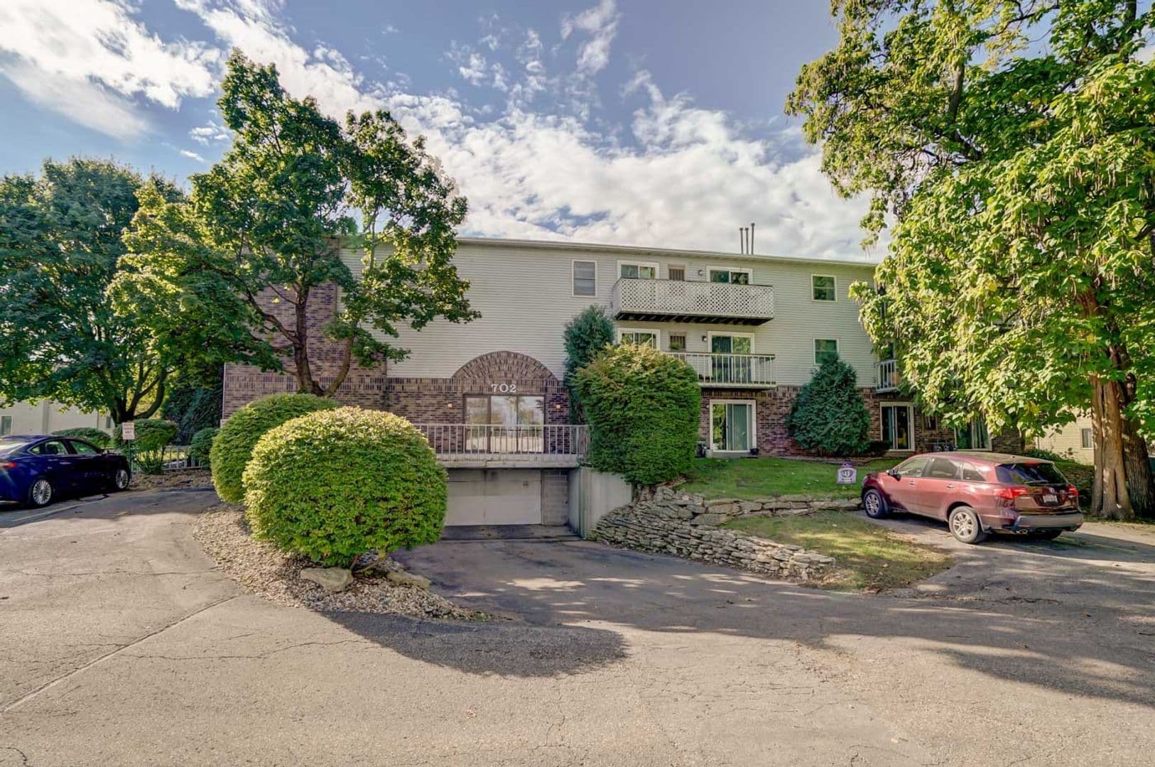 Waunakee Apartment: 702 W Main St
