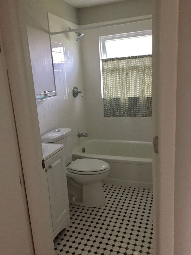 Madison Apartment: 1218 S. Midvale Blvd