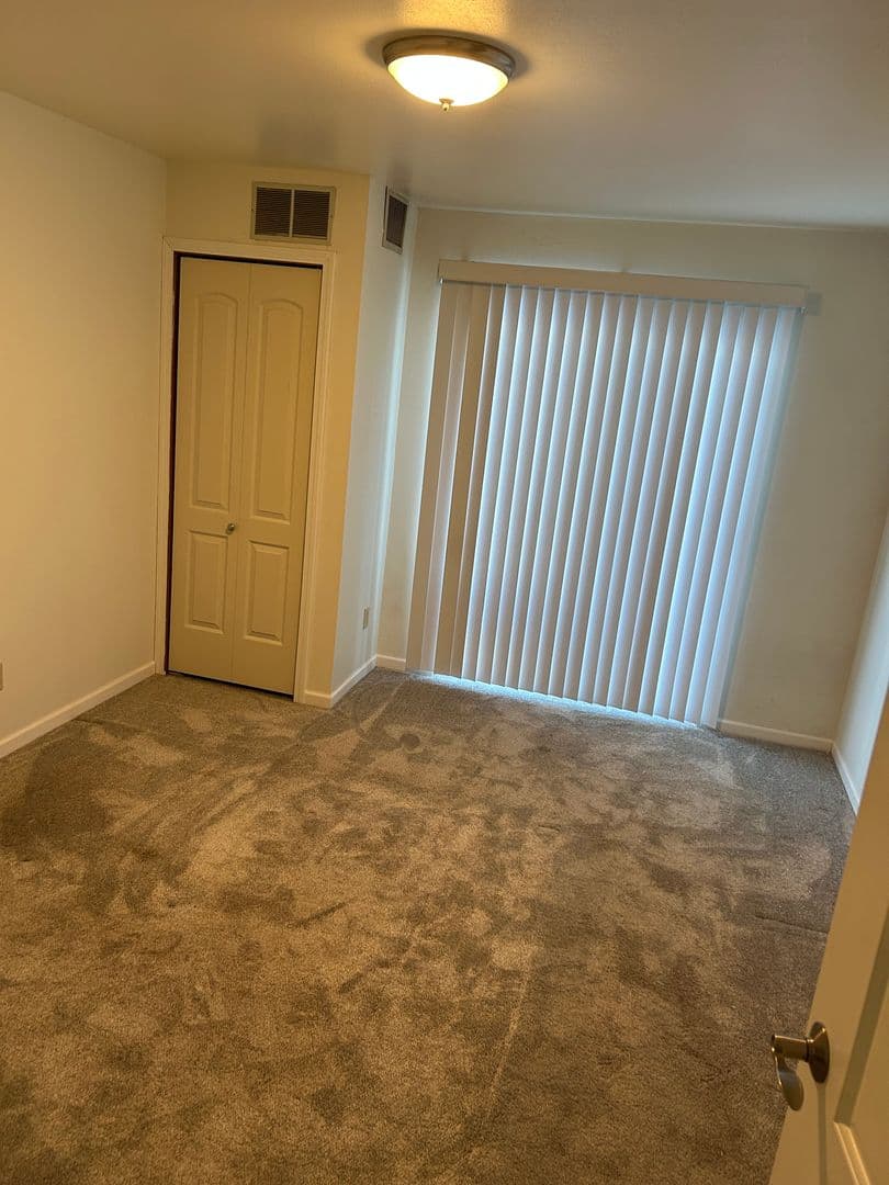Waunakee Apartment: 702 W Main St