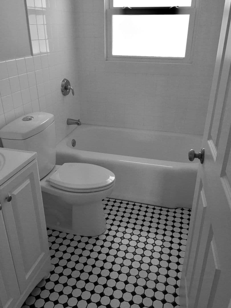 Madison Apartment: 1218 S. Midvale Blvd