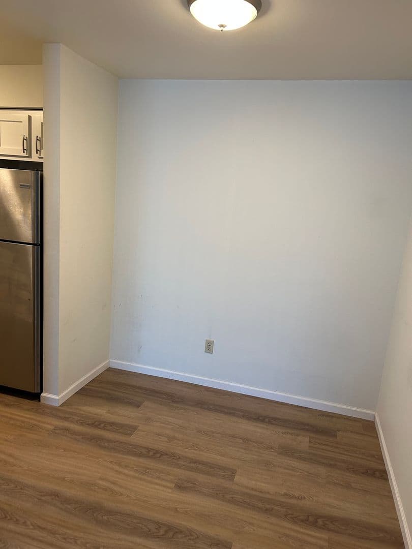 Waunakee Apartment: 702 W Main St