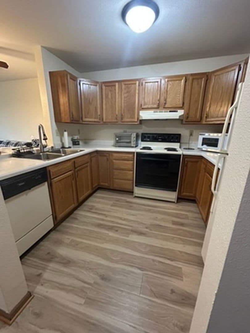 Waunakee Apartment: 802 W. Main Street