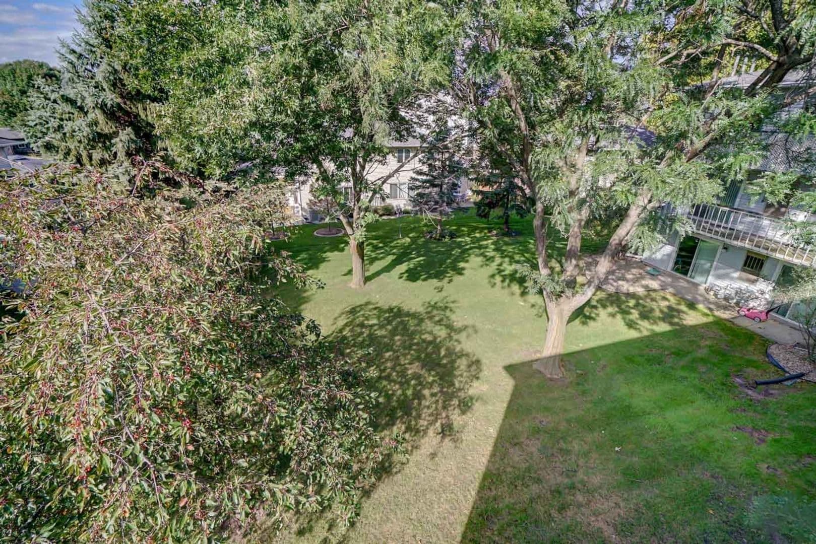 Waunakee Apartment: 702 W Main St