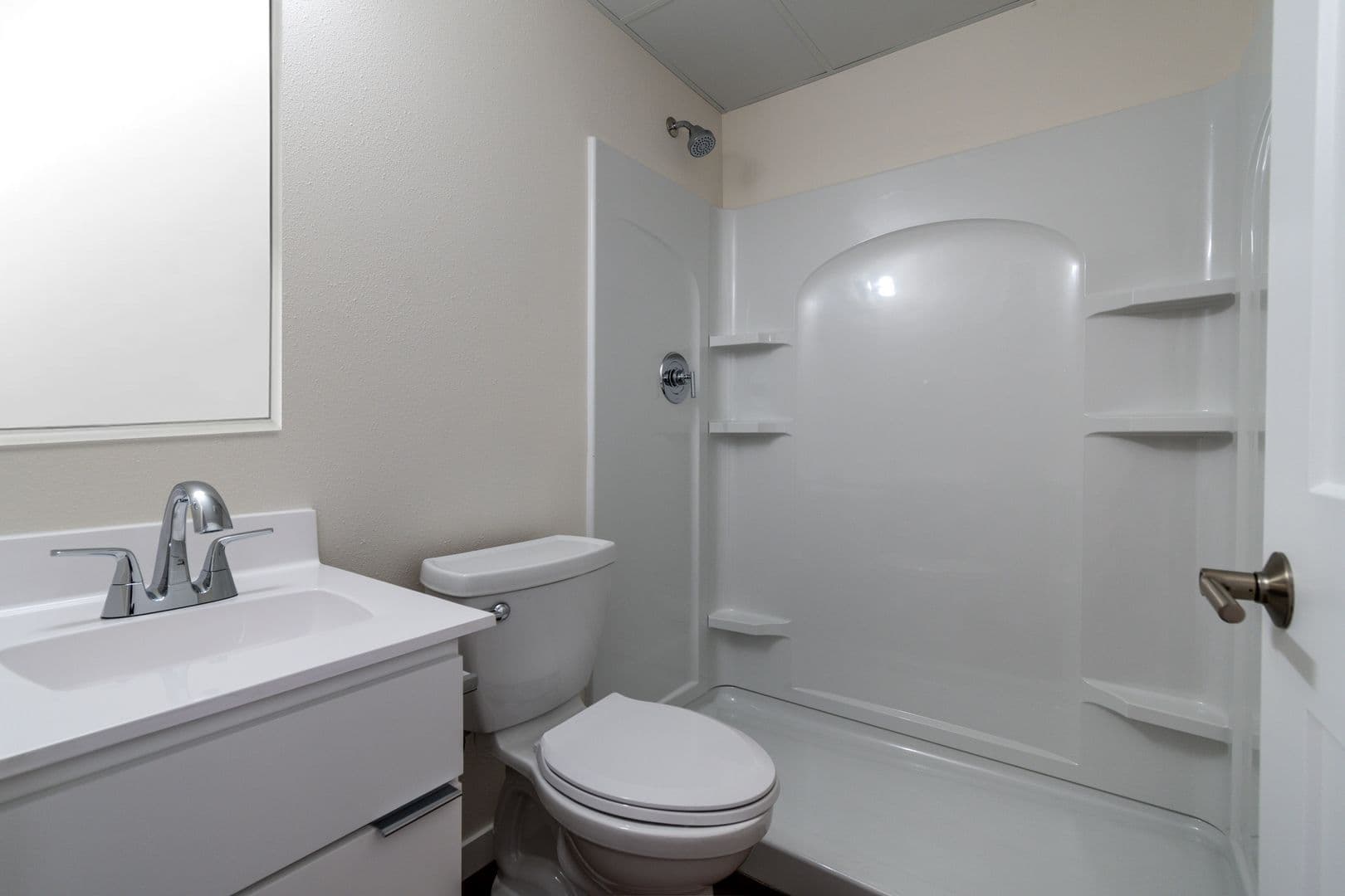 Madison Apartment: 404 Chamberlain Ave.
