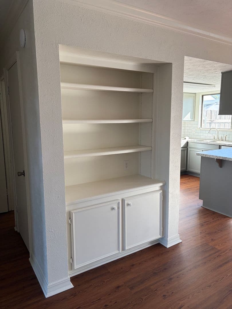 Shreveport House: 9516 Balsa Dr.