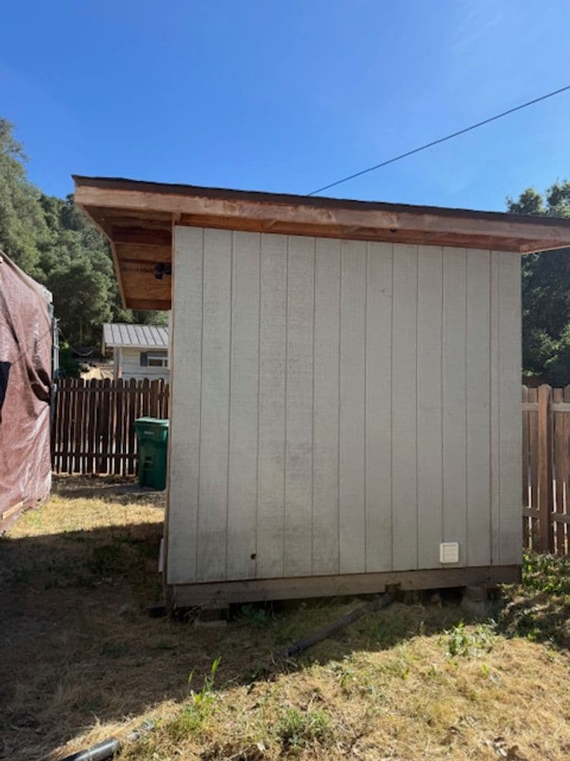 Carmel Valley Apartment: 18800 Cachagua Rd