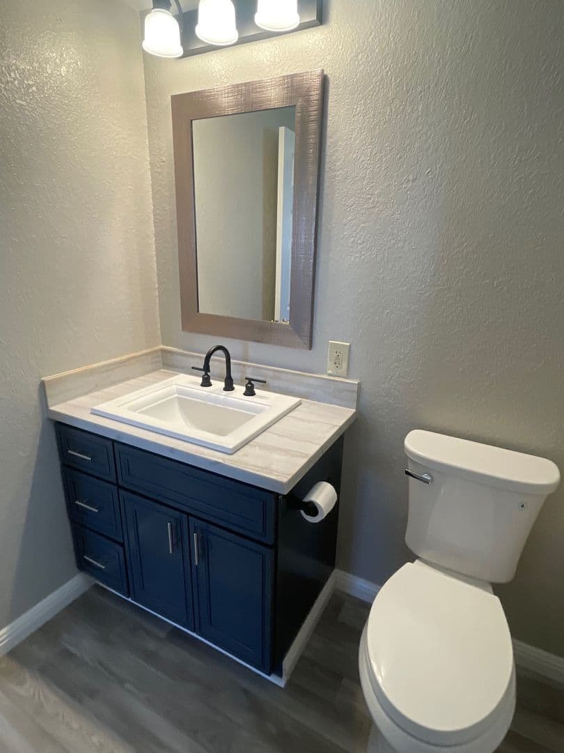 Salinas Apartment: 33 North Pearl Street