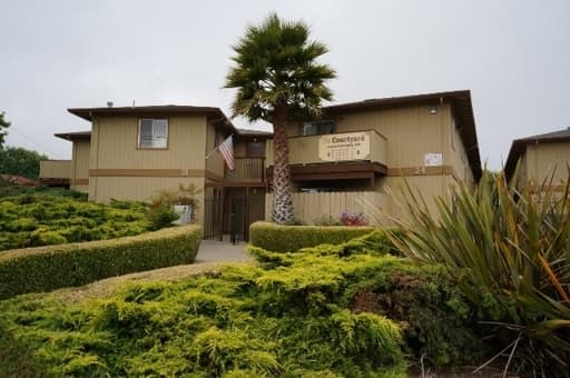 Salinas Apartment: 22-28 Capitol St