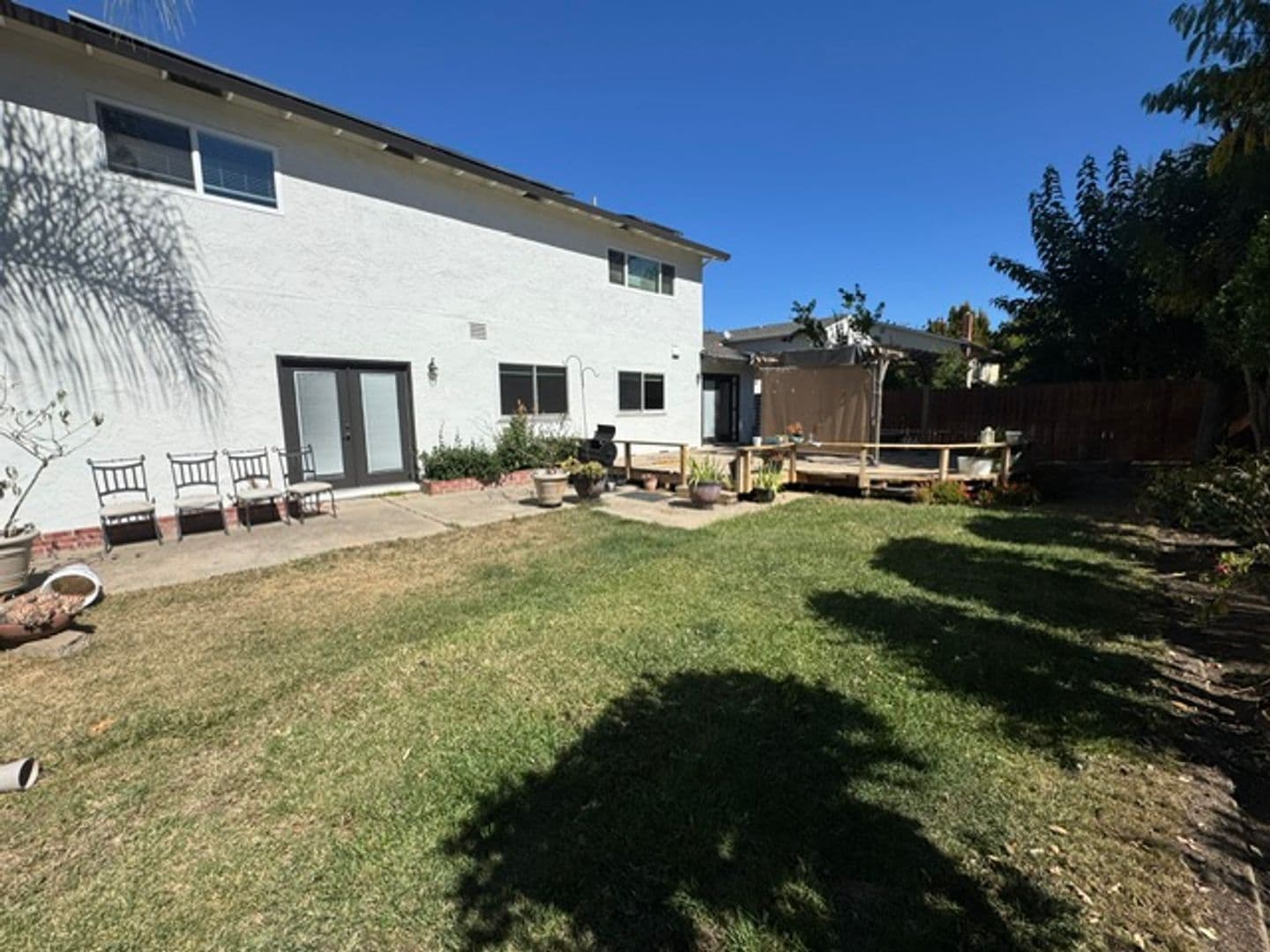 Gilroy House: 720 W 9th Street