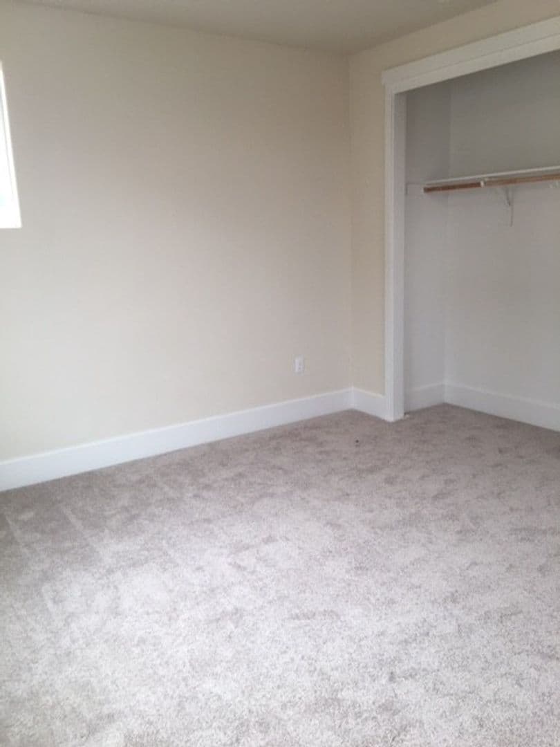 Marina House: 15619 Watkins Gate Road
