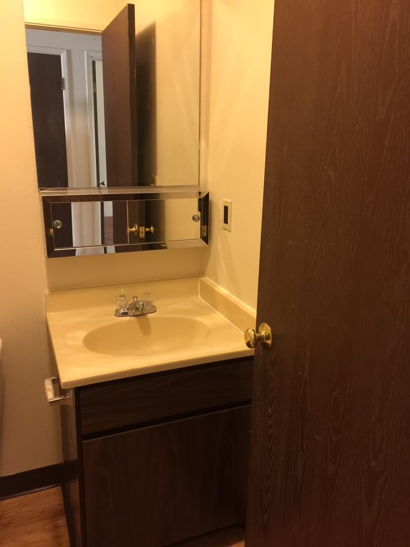 Salinas Apartment: 22-28 Capitol St
