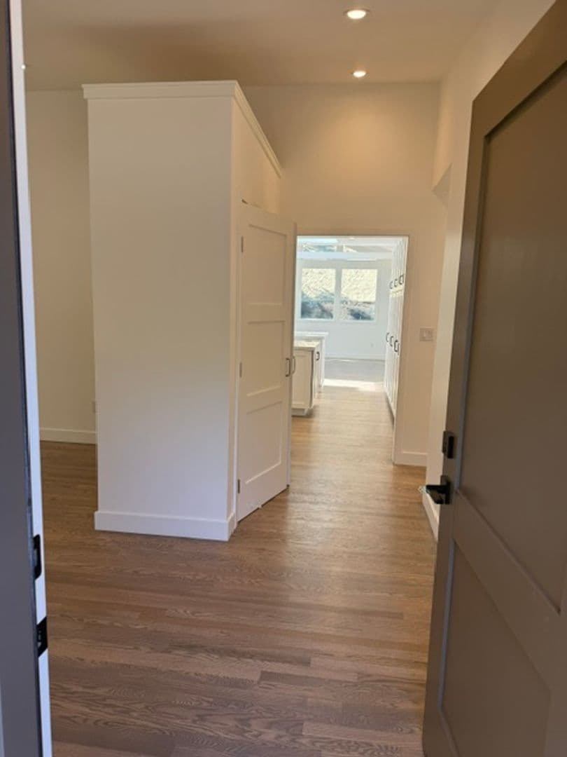 Monterey House: 1198 Josselyn Canyon Rd