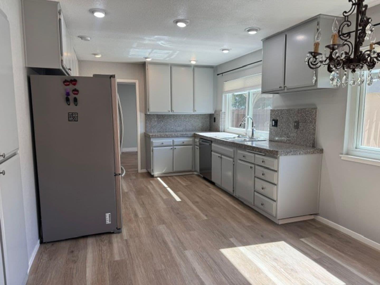 Gilroy House: 720 W 9th Street