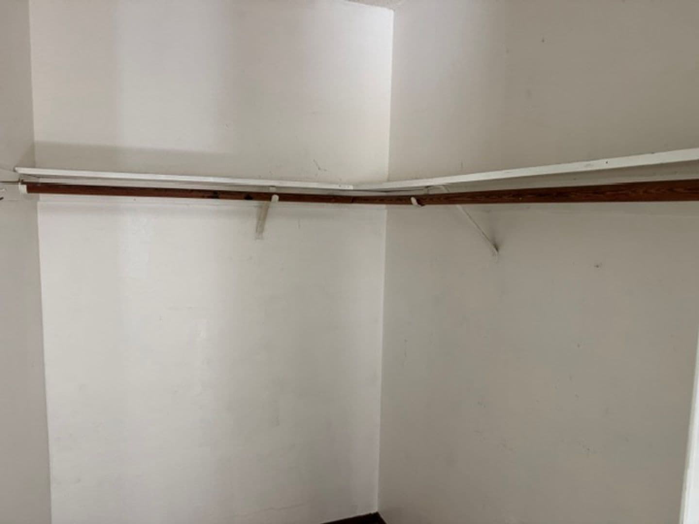 Gilroy House: 720 W 9th Street