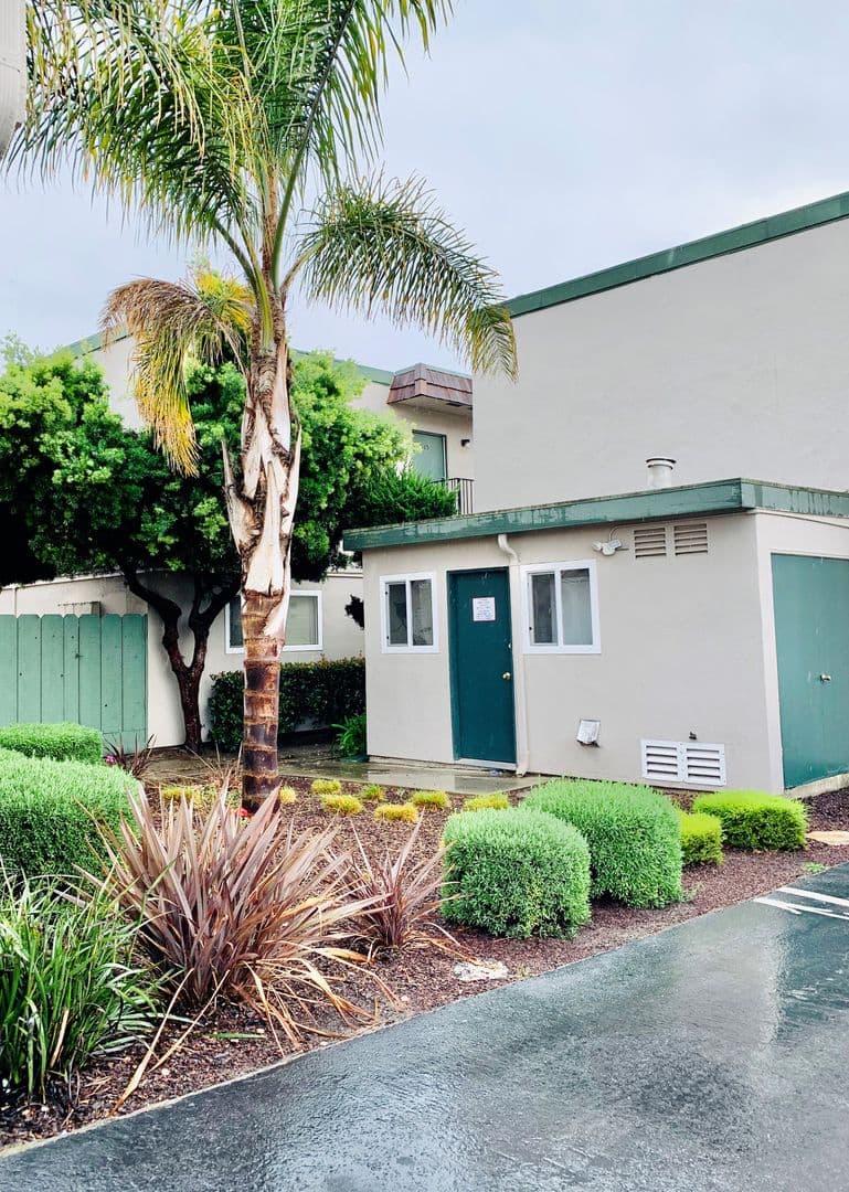 Salinas Apartment: 1425 Garner Avenue