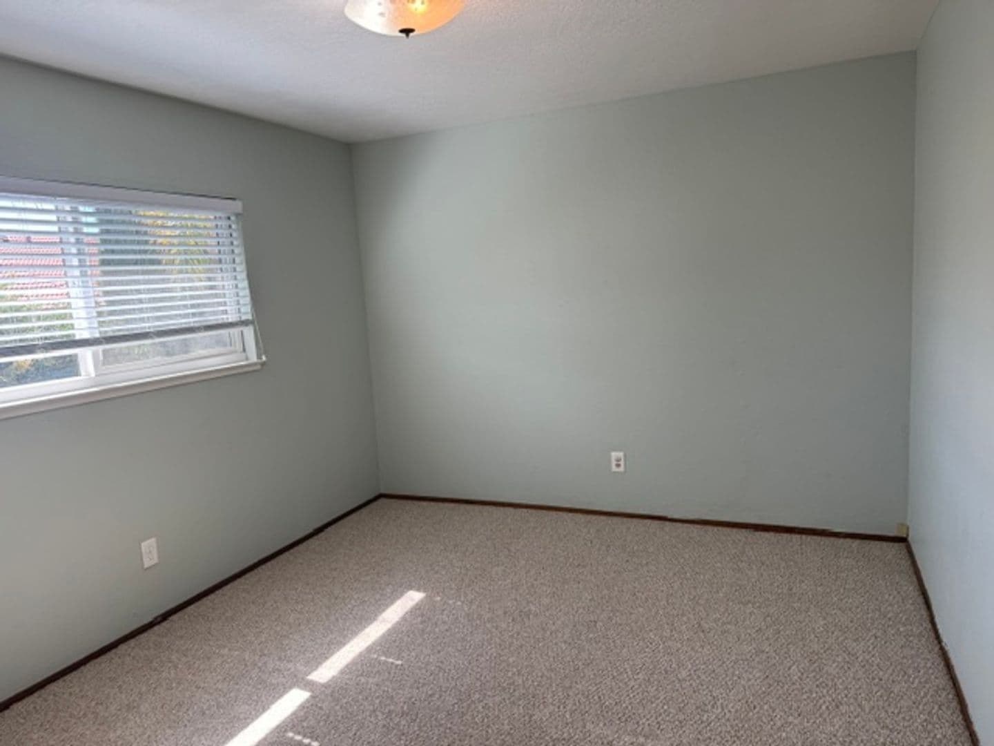 Gilroy House: 720 W 9th Street