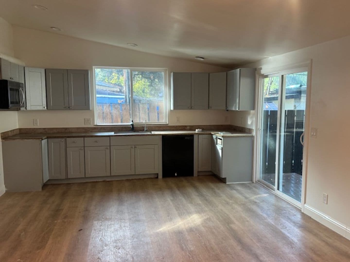 Carmel Valley Apartment: 18800 Cachagua Rd