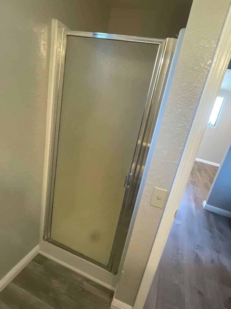 Salinas Apartment: 33 North Pearl Street