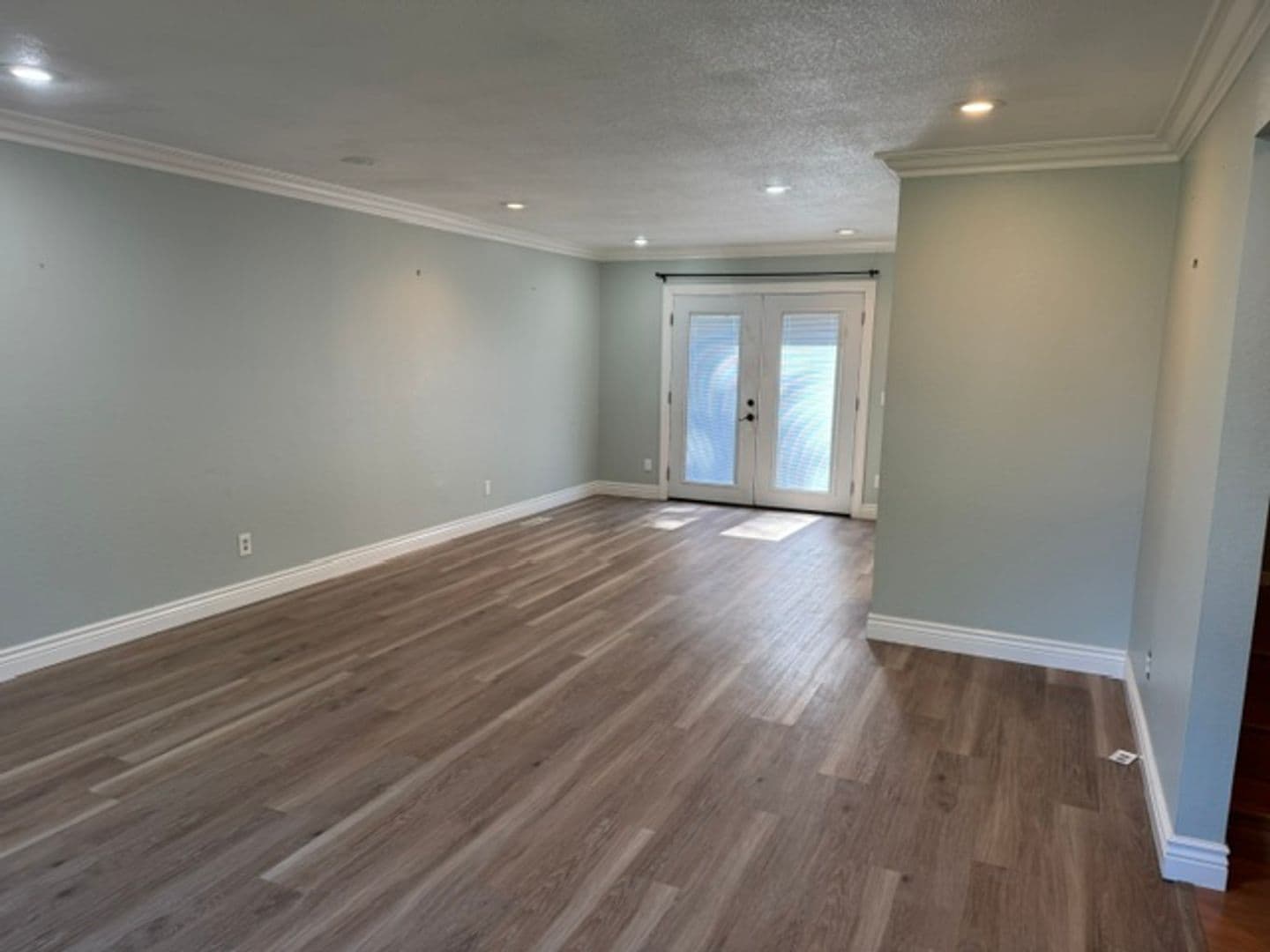 Gilroy House: 720 W 9th Street
