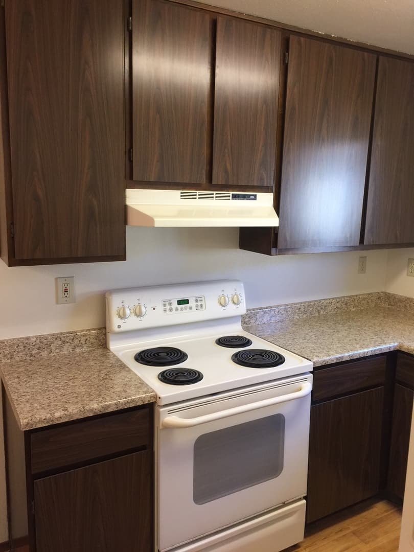 Salinas Apartment: 22-28 Capitol St