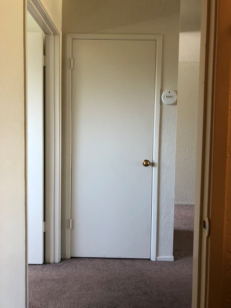 Marina Apartment: 3306 Del Monte Blvd.
