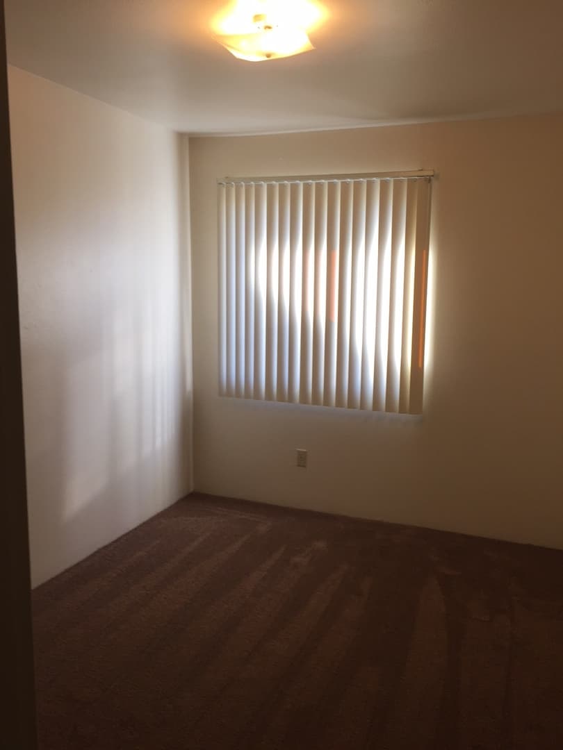 Salinas Apartment: 22-28 Capitol St