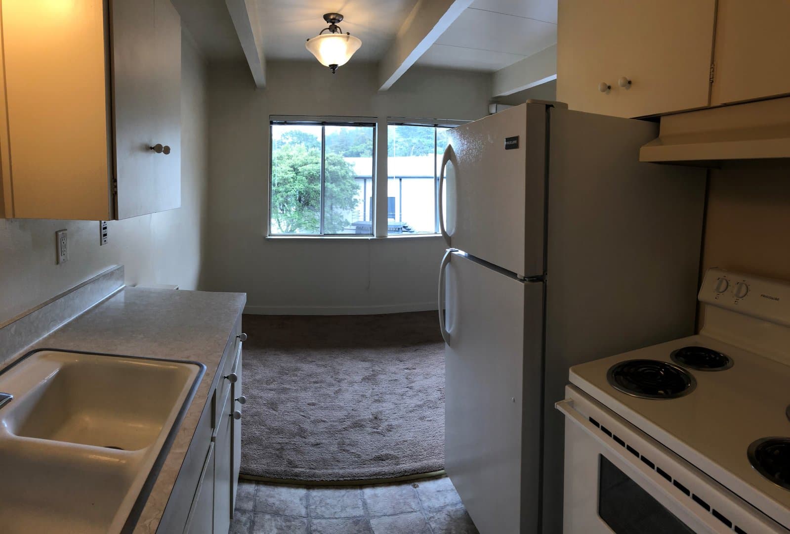 Monterey Apartment: Monte Vista Drive (45-97)