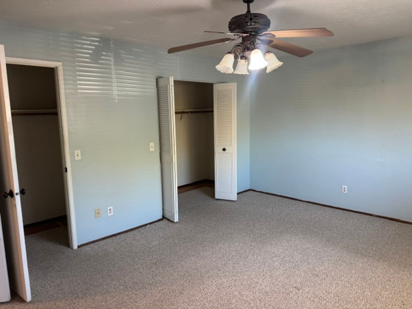 Gilroy House: 720 W 9th Street