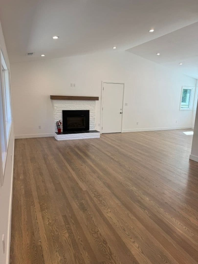 Monterey House: 1198 Josselyn Canyon Rd