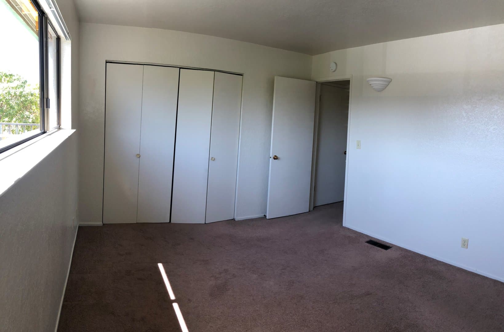 Marina Apartment: 3306 Del Monte Blvd.