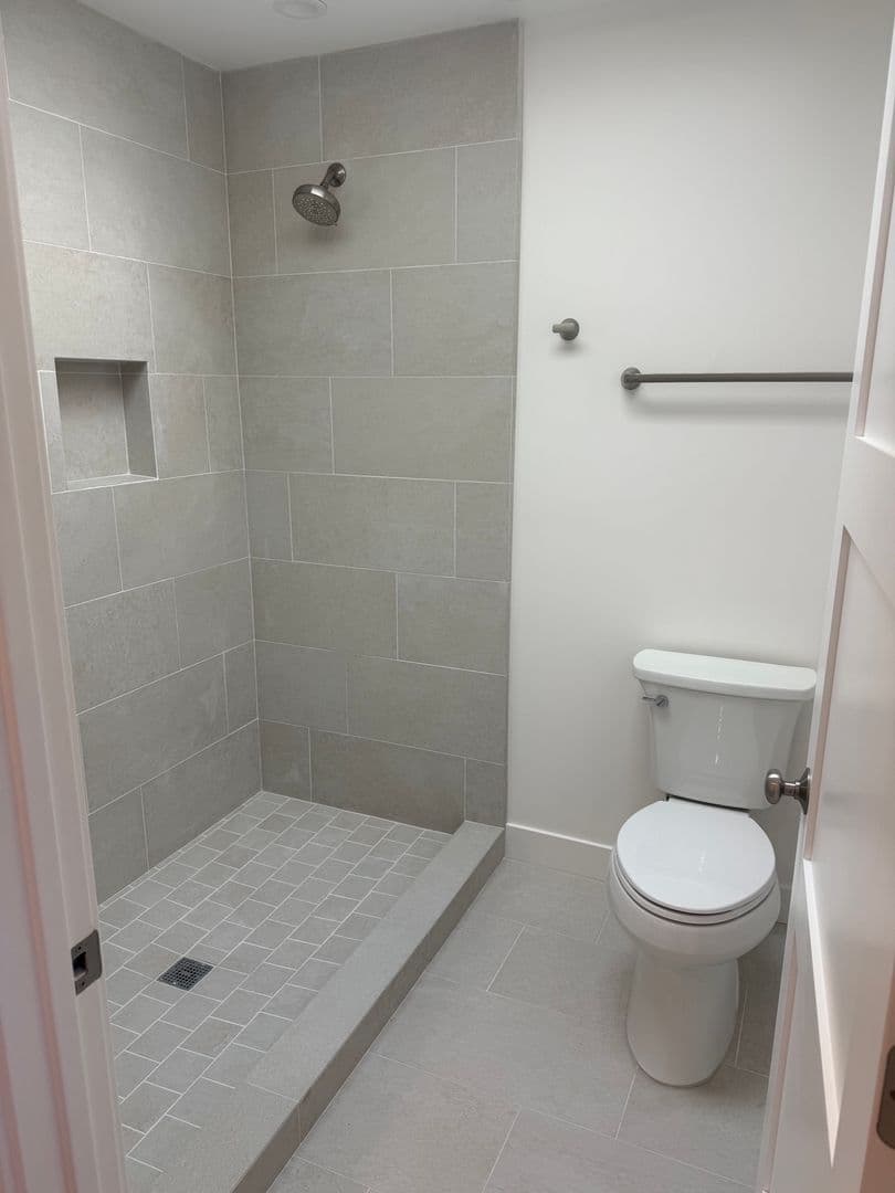 Monterey House: 1198 Josselyn Canyon Rd