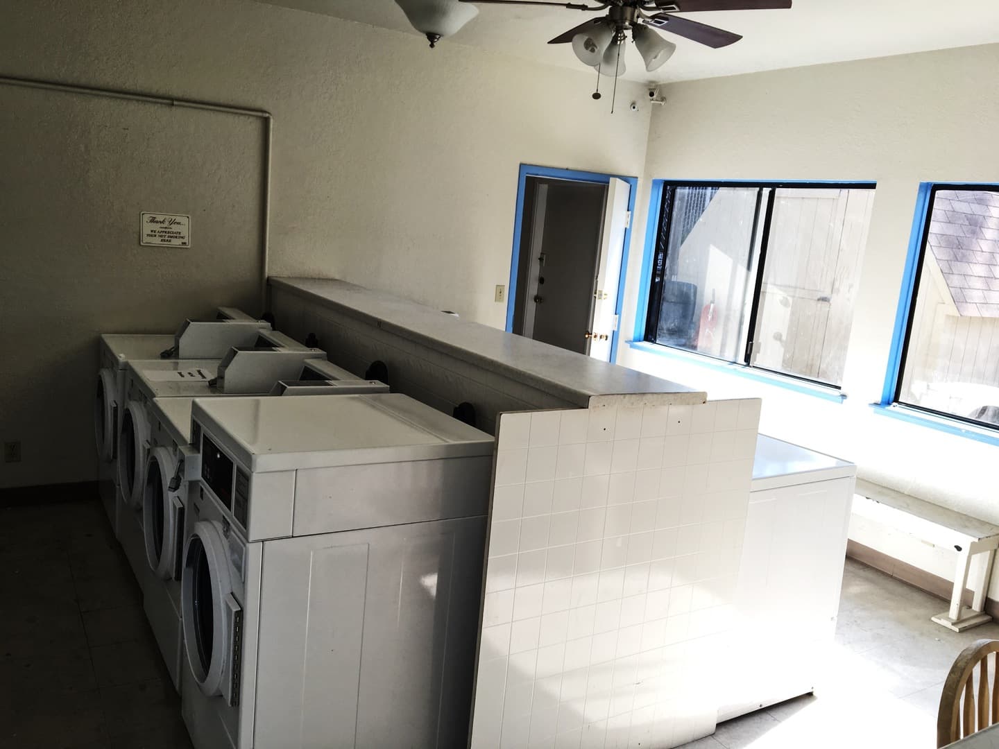 Marina Apartment: 3306 Del Monte Blvd.