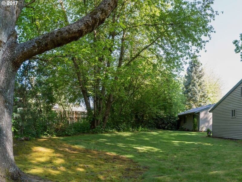 Tigard Apartment: 10845 SW 121st Avenue