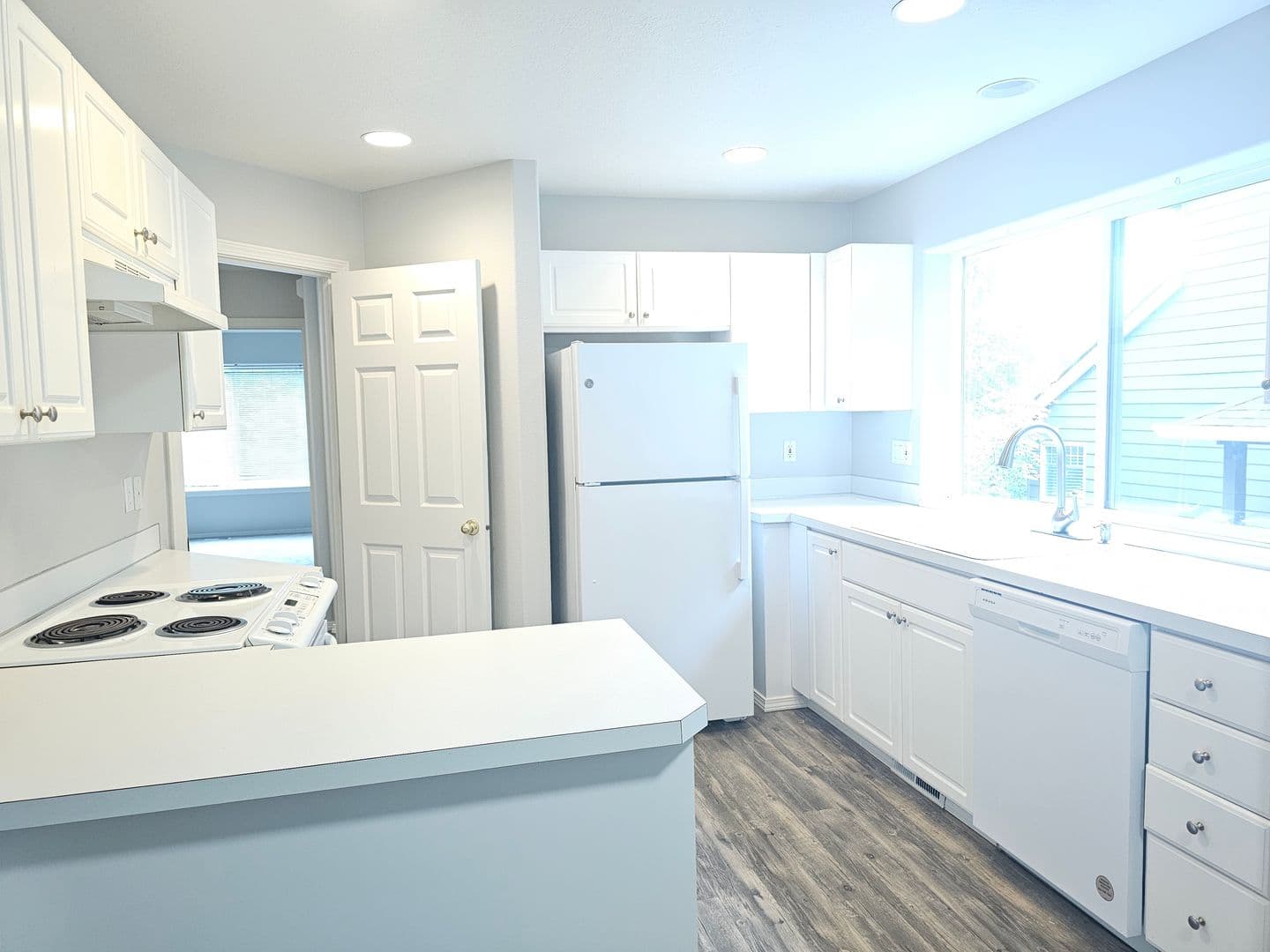 Tigard Townhome: 13200 SW Hidden Creek Place